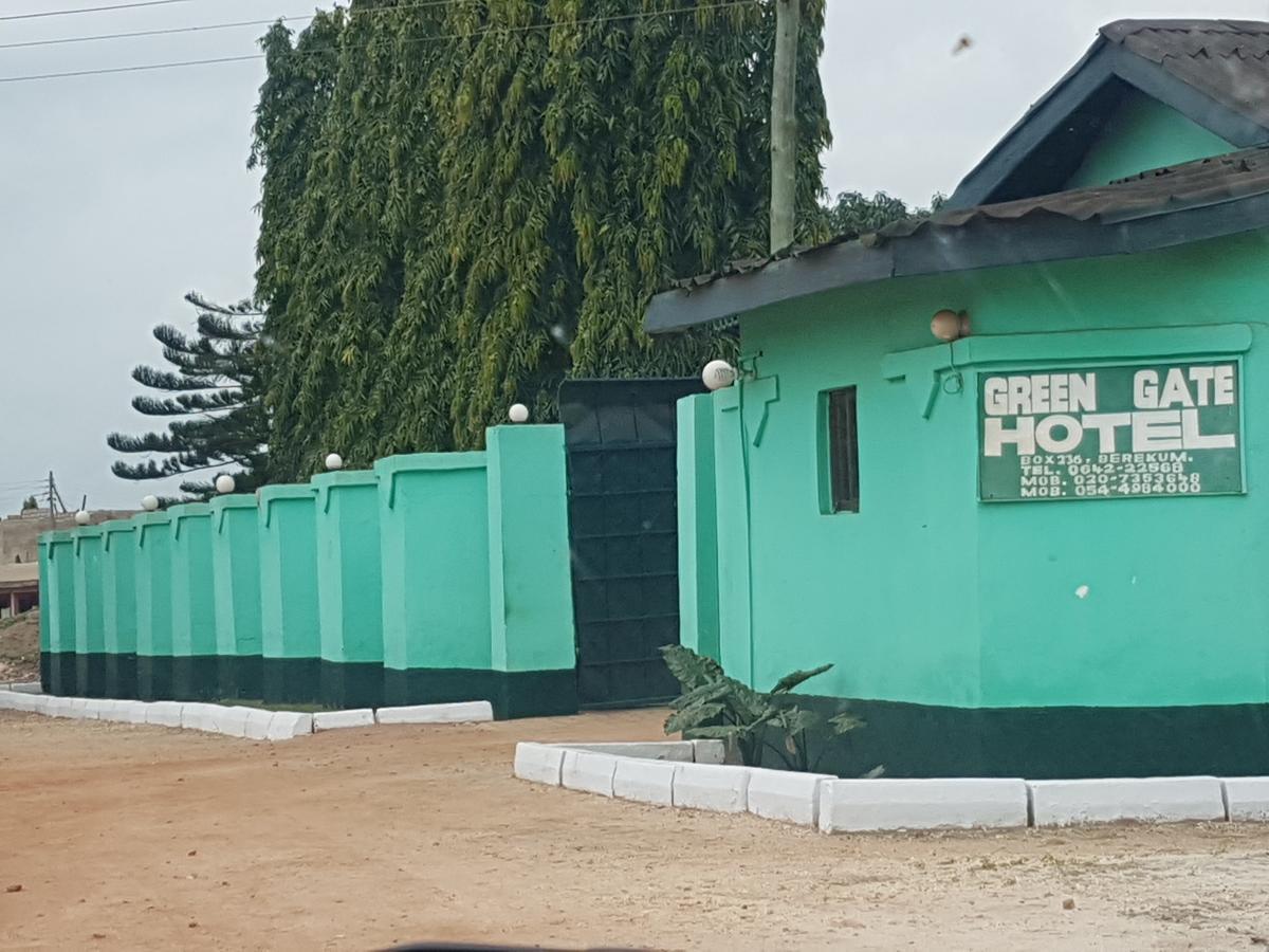 Green Gate Hotel Berekum Exterior foto